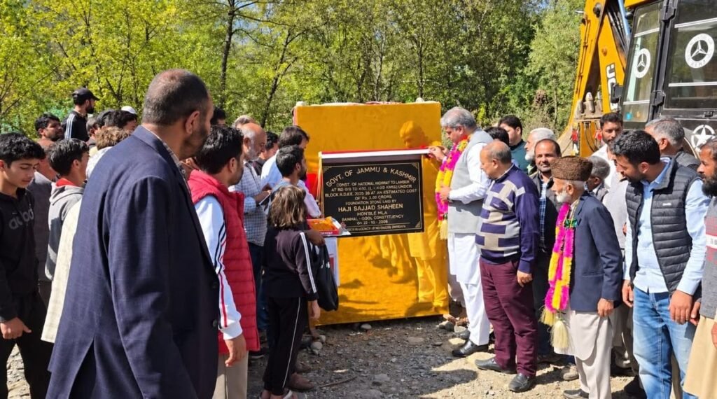 MLA Sajjad Shaheen Lays Foundation Stone of Rs 1.96 Cr Lamber Road Project