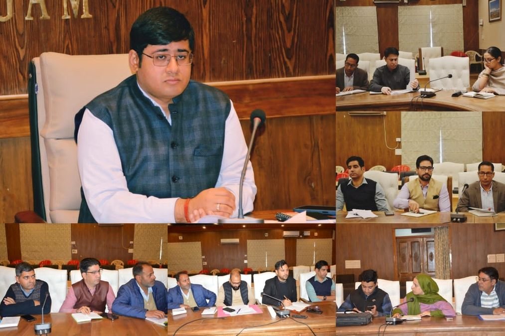 DC Budgam stresses seamless winter preparedness