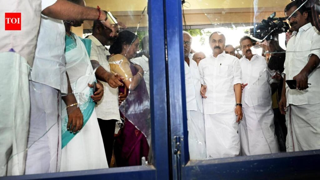 Home minister condemns attack on DCC office | Thiruvananthapuram News