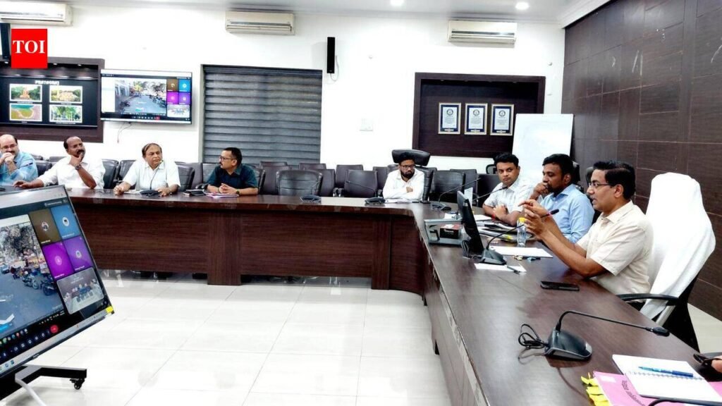 Prayagraj authorities to remove dividers, expand parking on MG road | Prayagraj News