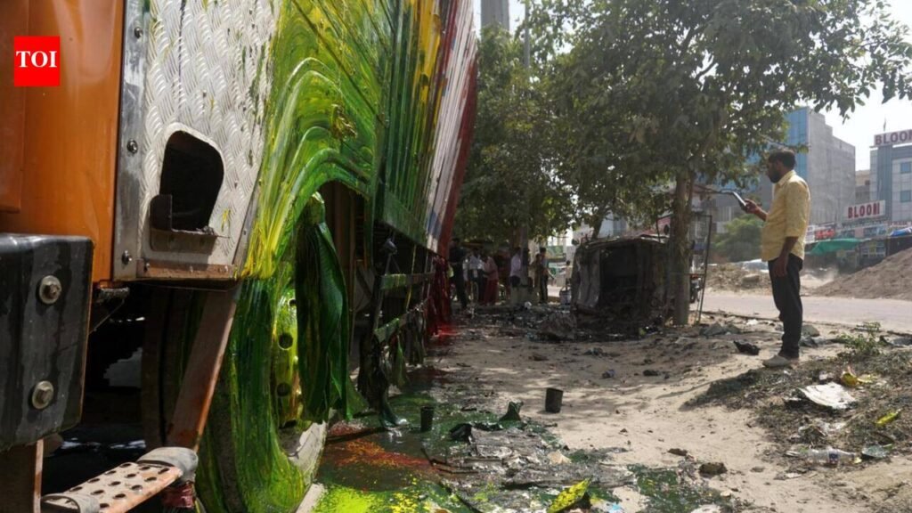 Truck overturns, spills paint on road; traffic hit briefly at Tigri roundabout | Noida News