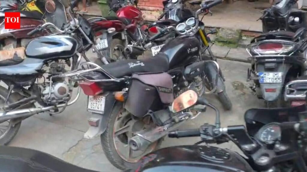 14 bikes seized for ferrying tourists without permission | Varanasi News