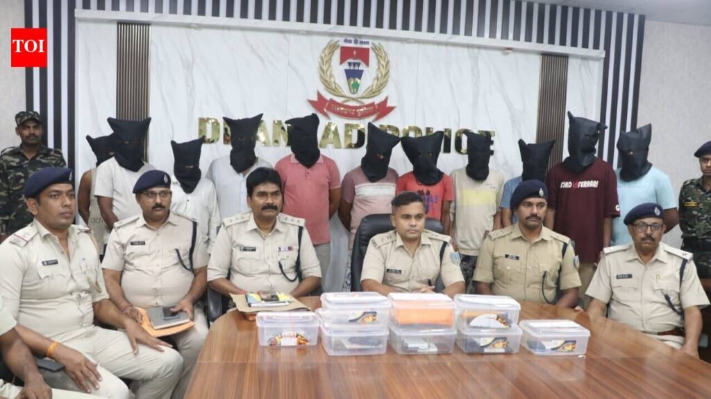 11 held in Dhanbad cybercrime raid, Rs 2.8L seized | Ranchi News