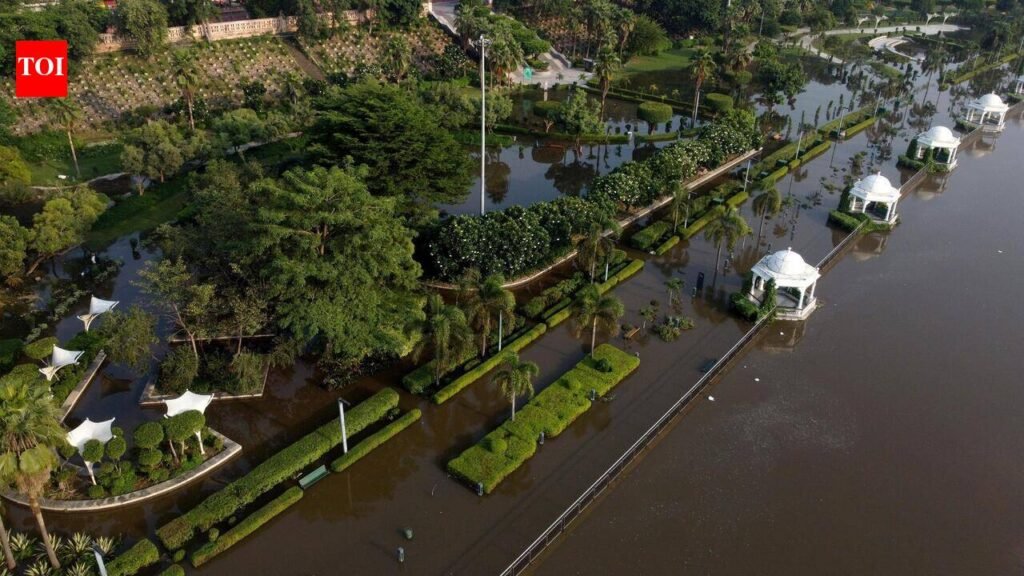 Embankment along IIM road to save Faizullaganj from flooding | Lucknow News