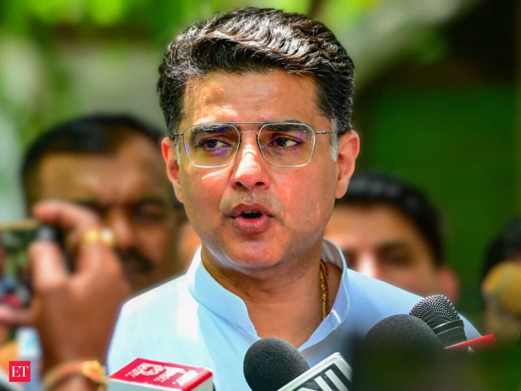 AAP mocks Congress over defections, Opposition friction grows in Goa
