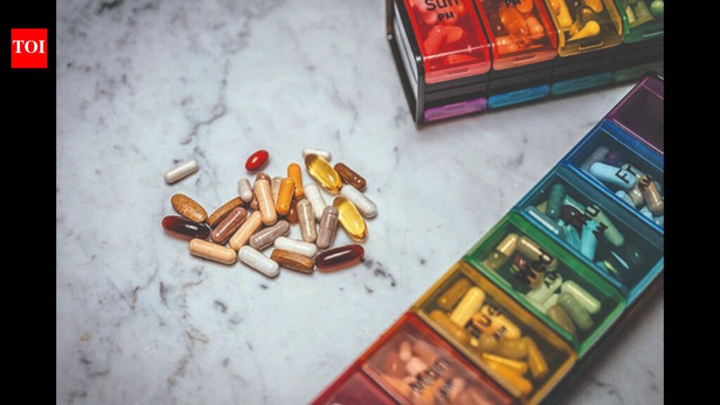 100 cancer patients got drugs meant for others | Delhi News