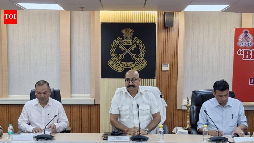 Prison officials discuss reforms,
inmate rehab | Lucknow News