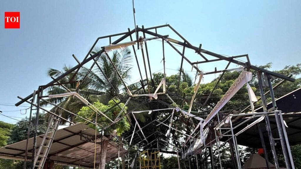 Murgaocha Raja Ganeshotsav mandal demolishes illegal shed on MPA land | Goa News