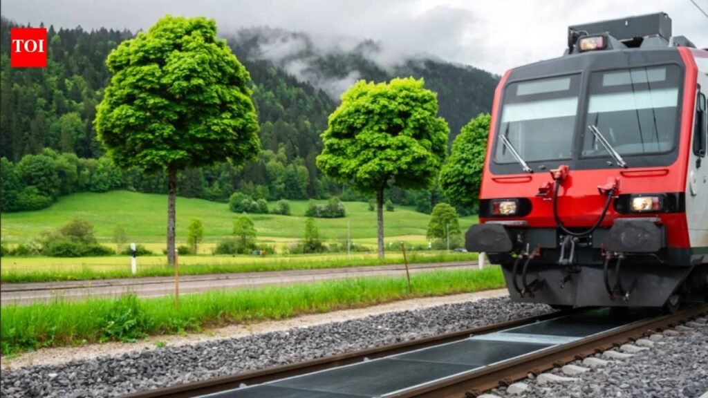In 2025, Swiss startup installed 48 removable solar panels between active railway tracks; today, 11,000 trains have passed over the 100-metre plant, generating more than 16,000 kWh