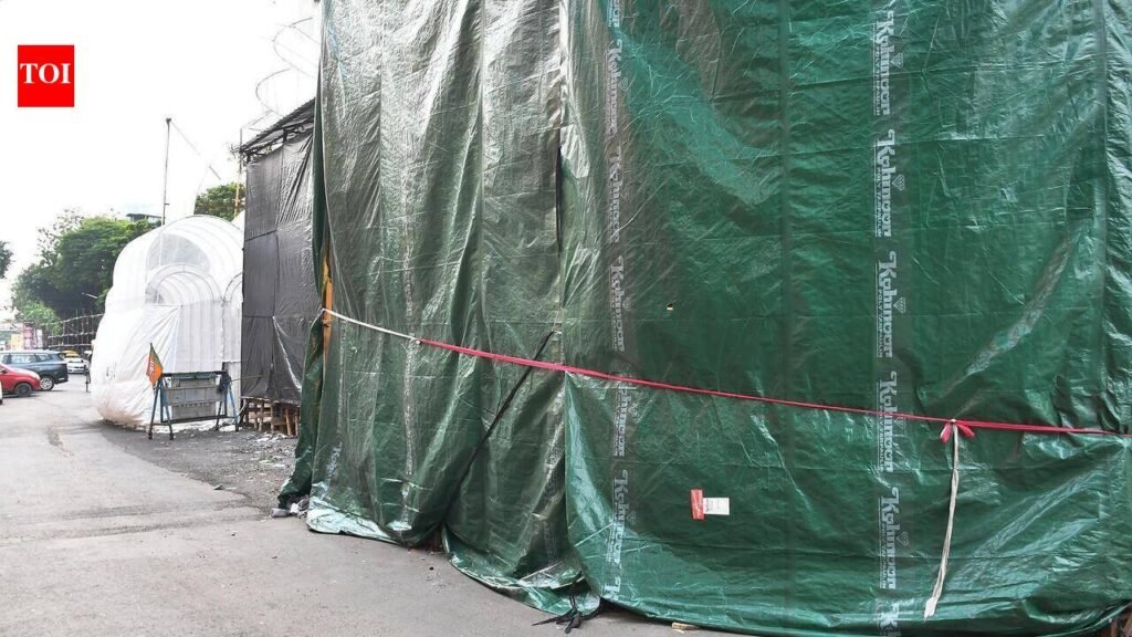 Durga Puja Organisers Cover Pandals, Opt For Plywood & Make Shelters To Reduce Rain Pain | Kolkata News