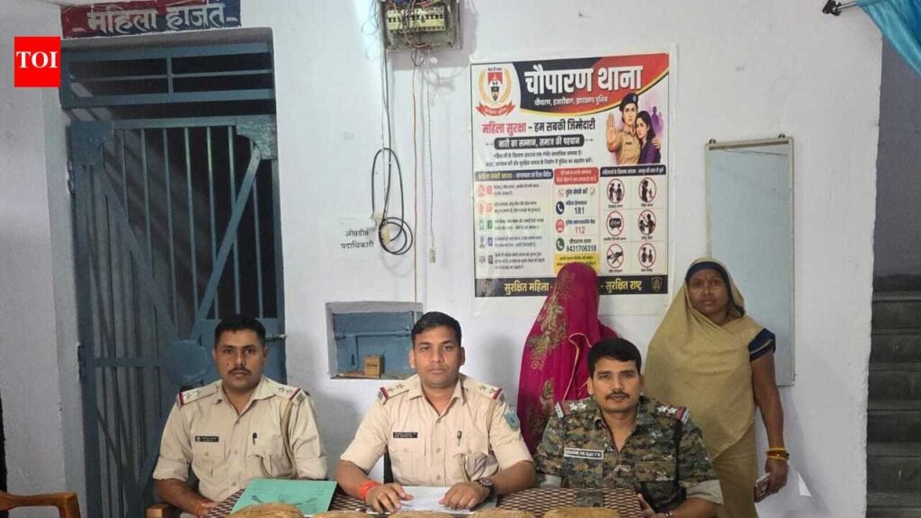 Hazaribag woman arrested after cops seize 5.1kg of ganja from home | Ranchi News