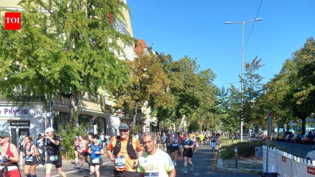 3 veteran Odia runners complete Berlin marathon | Bhubaneswar News