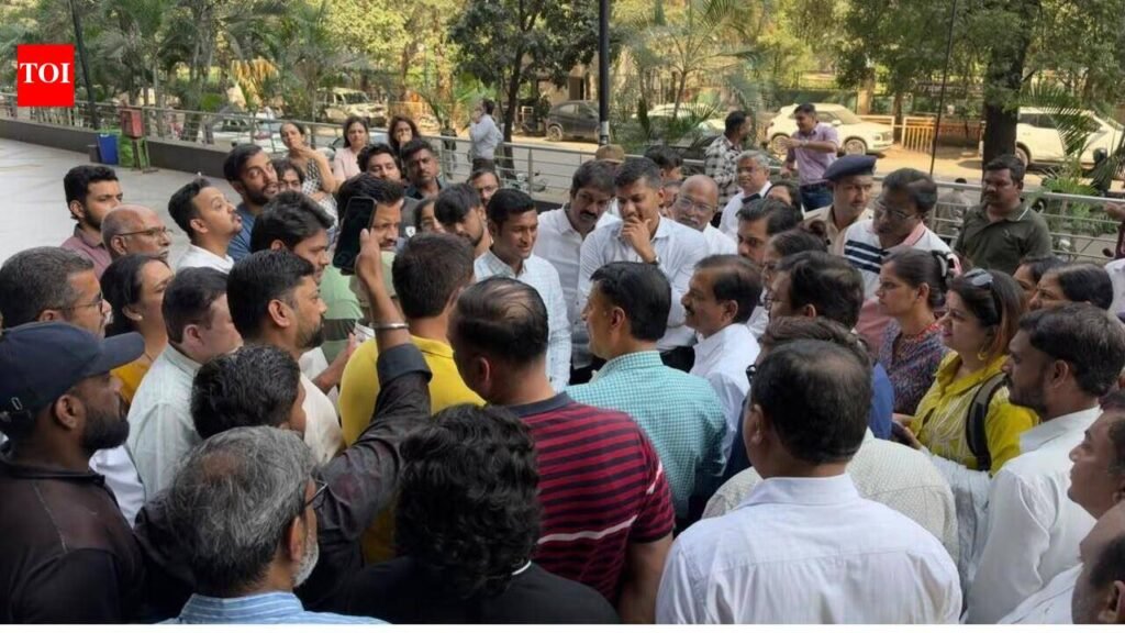 Wadgaon Sheri residents may get two-wheeler access as landowner agrees to interim relief | Pune News