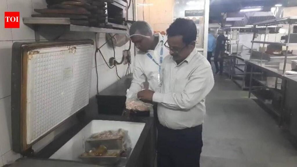 Food safety violations found at 5 Patna hotels | Patna News