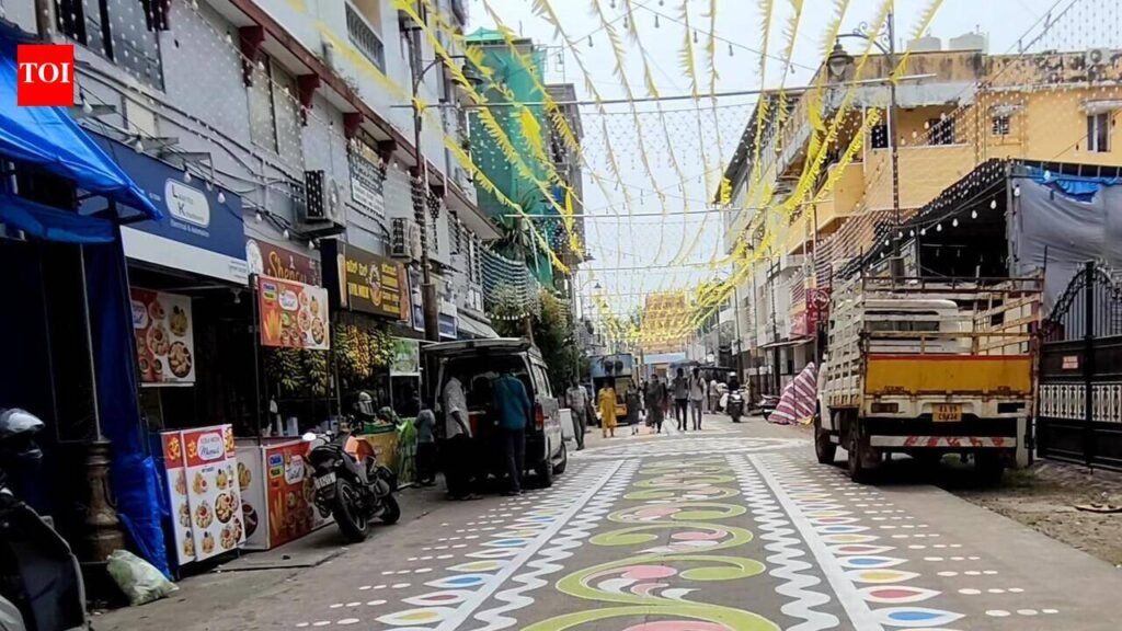 ‘Alpana’ art created on street leading to Kudroli Temple | Mangaluru News