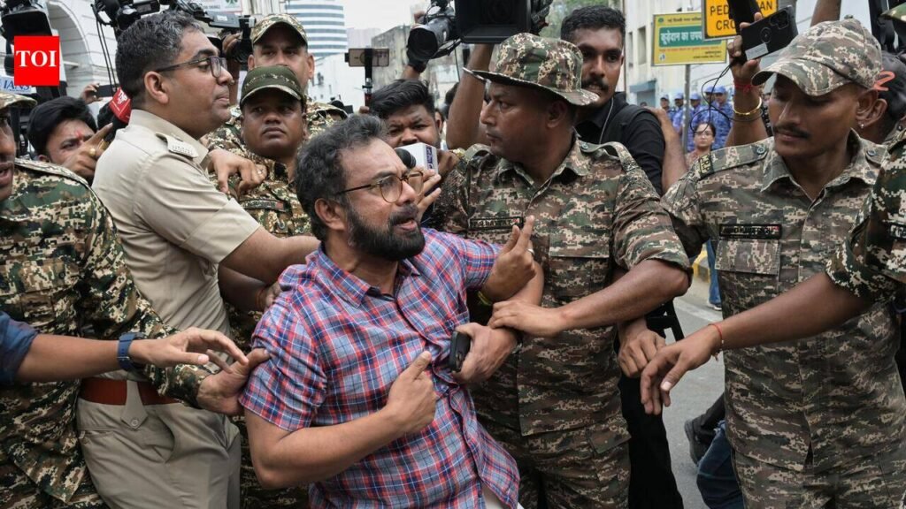 Pinarayi condemns police brutality in Delhi | Thiruvananthapuram News