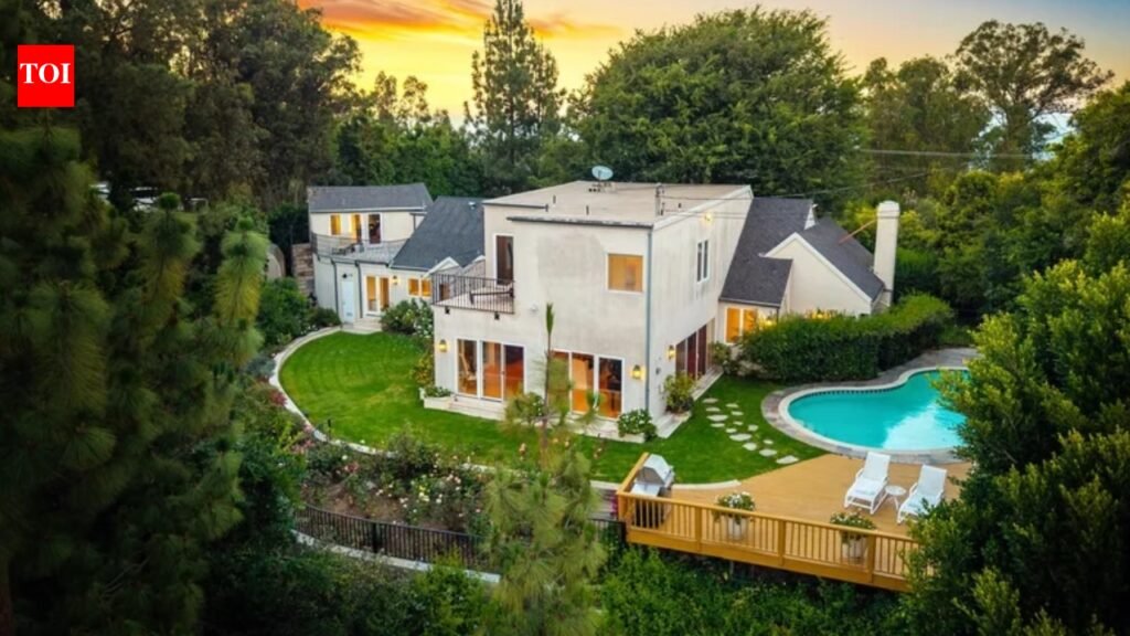 In 1941, a Beverly Hills home was built for Boris Karloff; after later belonging to Gregory Peck, writers who bought it for about $2.8 million in 2003 returned the preserved estate to market for $6.5 million in 2026