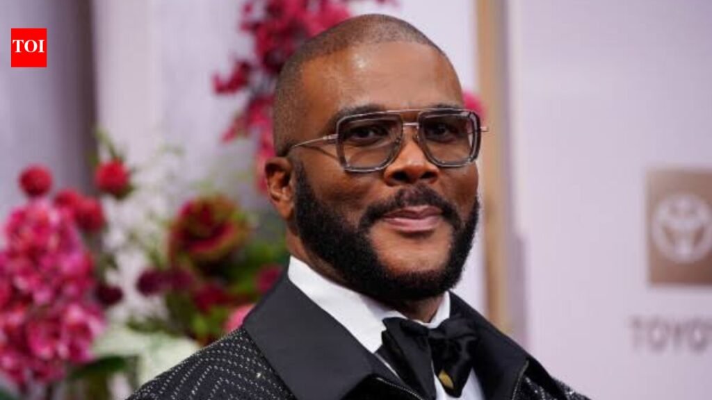 In 1992, Tyler Perry put his $12,000 savings into a failed Atlanta play and later spent months living in a car; decades later his $750,000 gift helped pay back taxes for 300+ seniors and freeze taxes for 100 more | World News