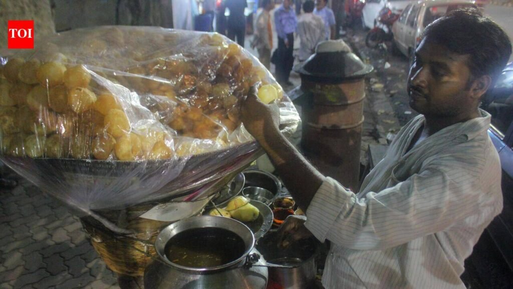 Your fave roll, chowmein to pinch pockets this Durga Puja as LPG and kitchen staples bite | Kolkata News
