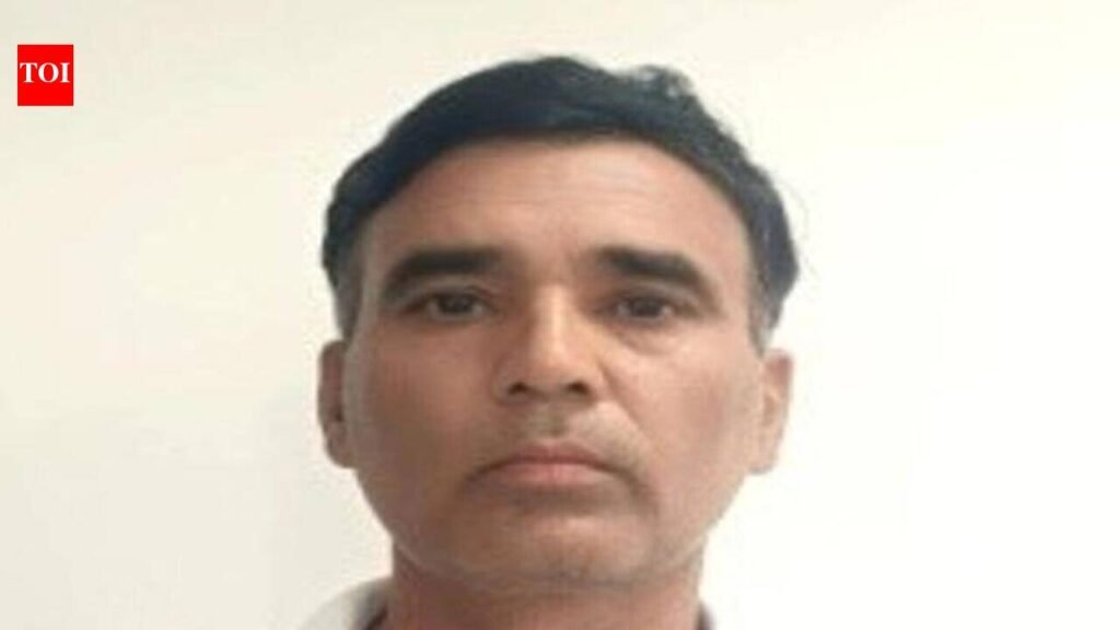 SOG arrests alleged paper leak gang member in 2022 sr teacher exam | Jaipur News