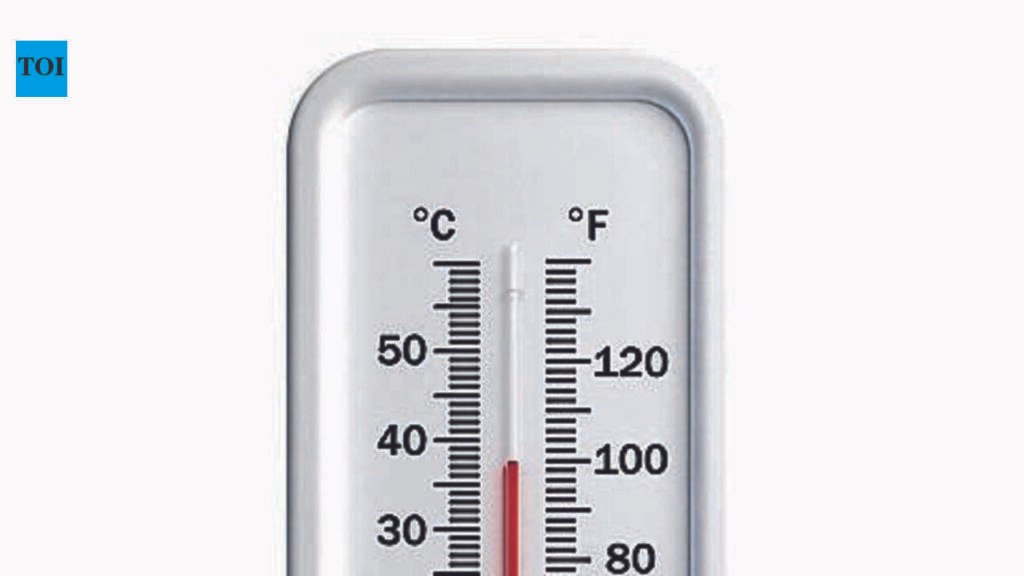 Temperature climbs to 38.5°C in Ahmedabad | Ahmedabad News