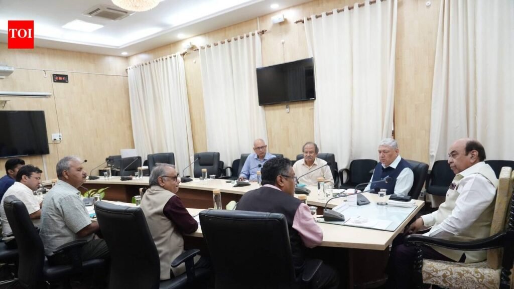 Expand faculty development programme to every varsity and college: Governor | Patna News