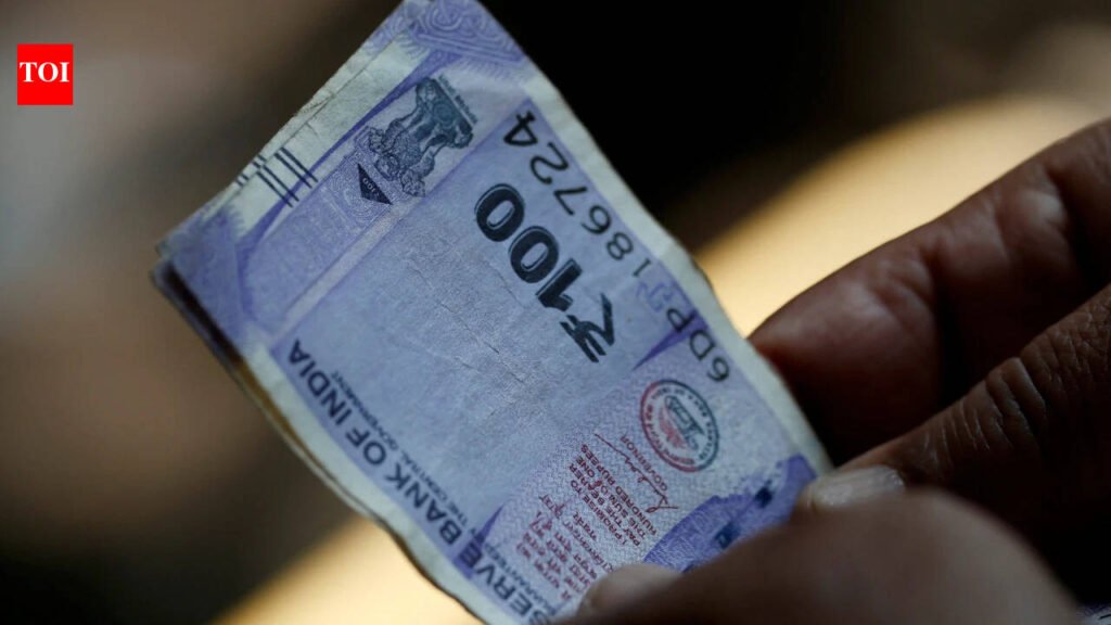 Rupee rises for 4th day, up 19 paise vs dollar
