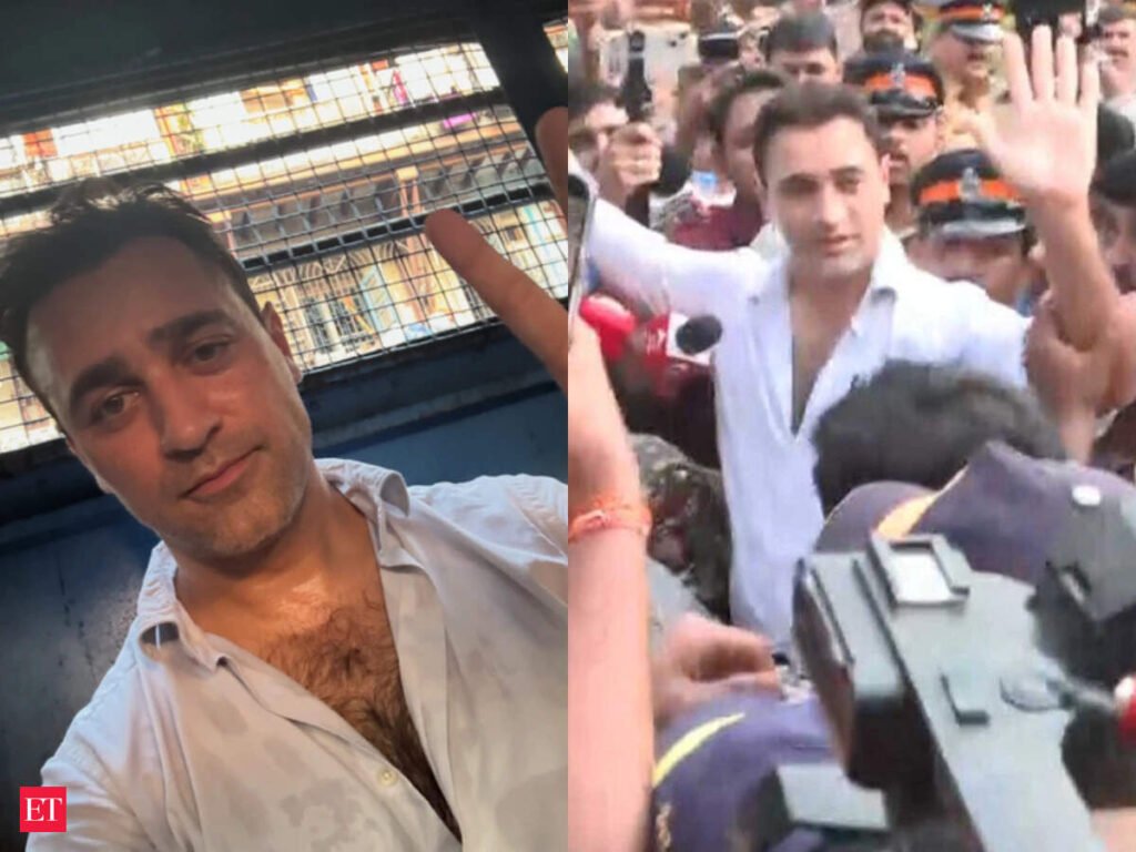 Imran Khan gets Leave India Notice from Mumbai Police after CJP protest; Aamir Khan’s nephew told to exit by October 28
