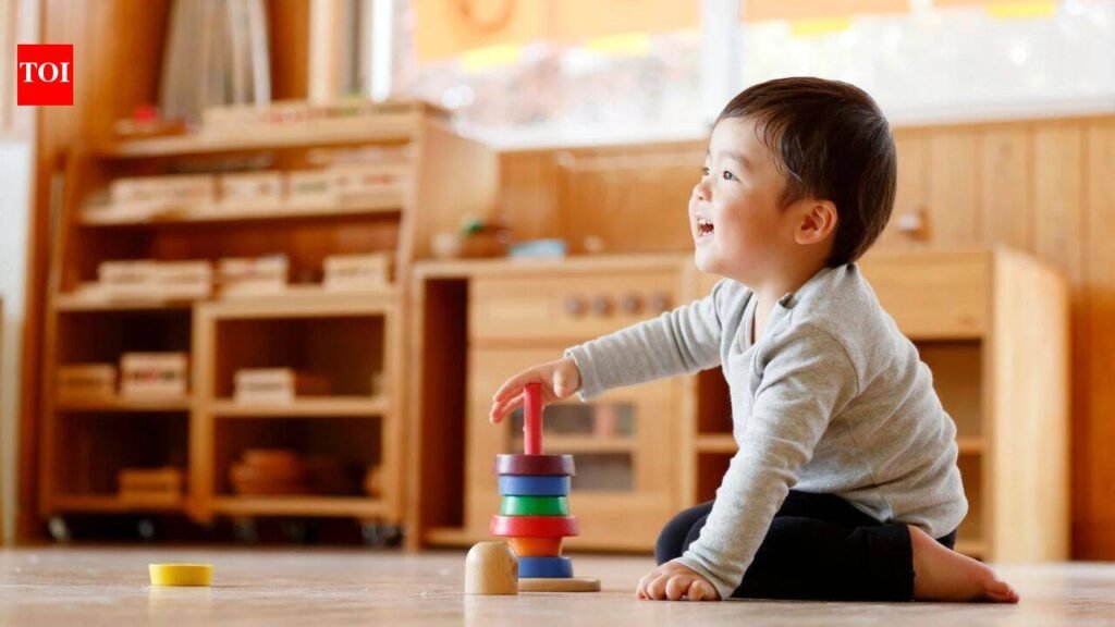 Toddlers’ brains engage more during books and puzzles with parents than movies, first-of-its-kind EEG study finds