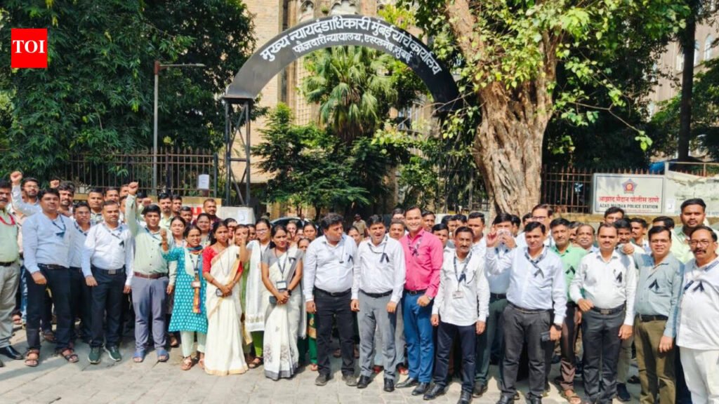Maharashtra judicial employees protest for pay parity with high court staff | Mumbai News
