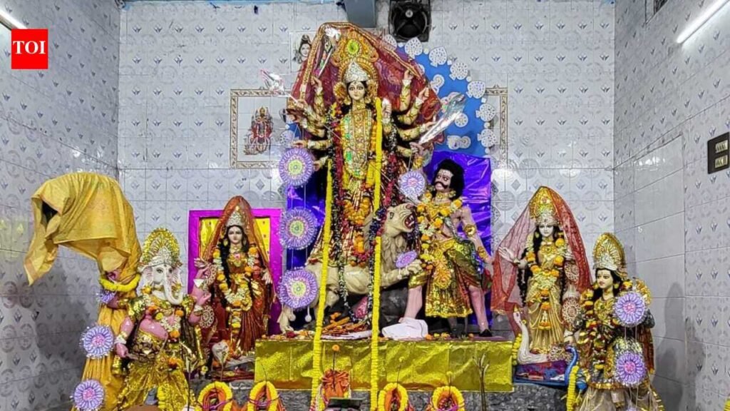 Silk city’s first Bengali Durga Puja turns 93 | Bhubaneswar News