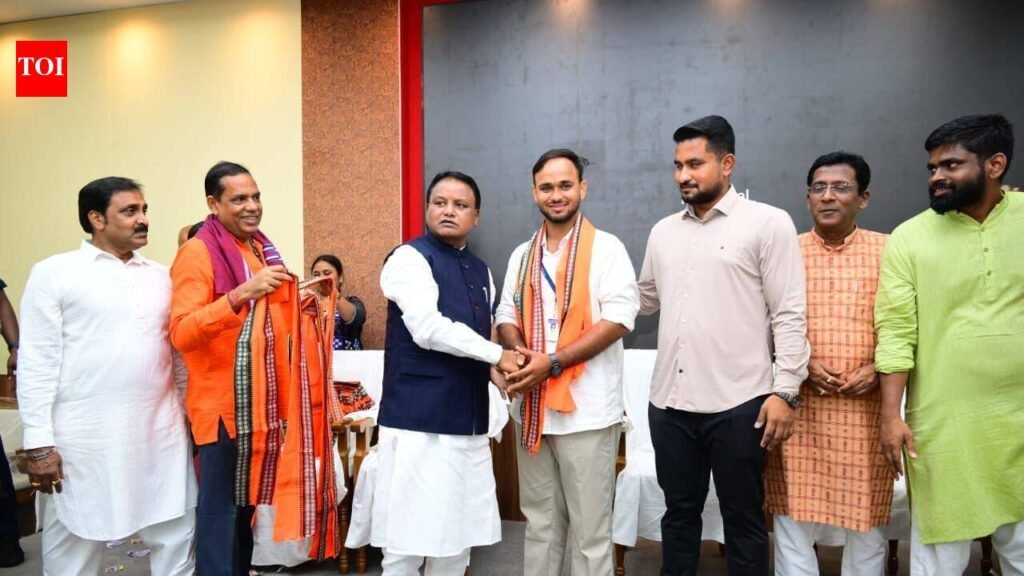 ABVP wins Utkal University president post after 4 decades | Bhubaneswar News