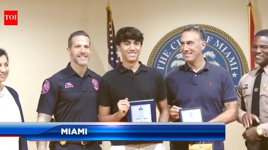 Miami high school senior chased a thief after hearing a woman scream; despite being pepper-sprayed, he tackled and restrained the suspect; police have now honoured him with the title ‘Spider-Man of Brickell’
