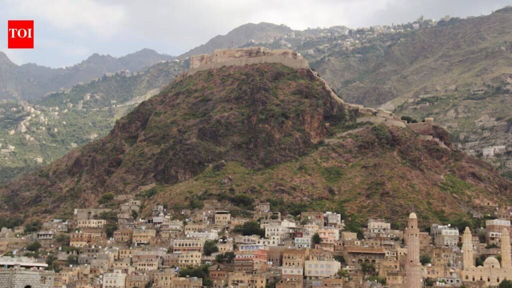 Houthis close in on key Yemen city of Taiz: Why a global trade route is at risk