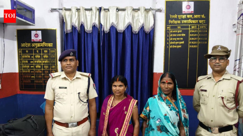 RPF recovers woman’s bag with over Rs 2L cash | Patna News