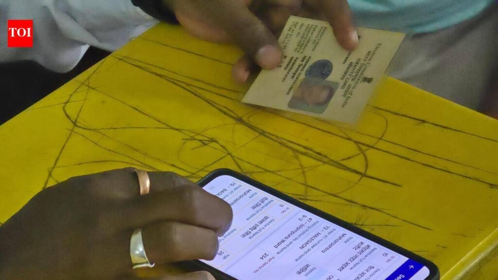 Oct 19 deadline to digitise offline SIR forms in Maharashtra, 24-hour conversion time for applications after Oct 13 | Pune News