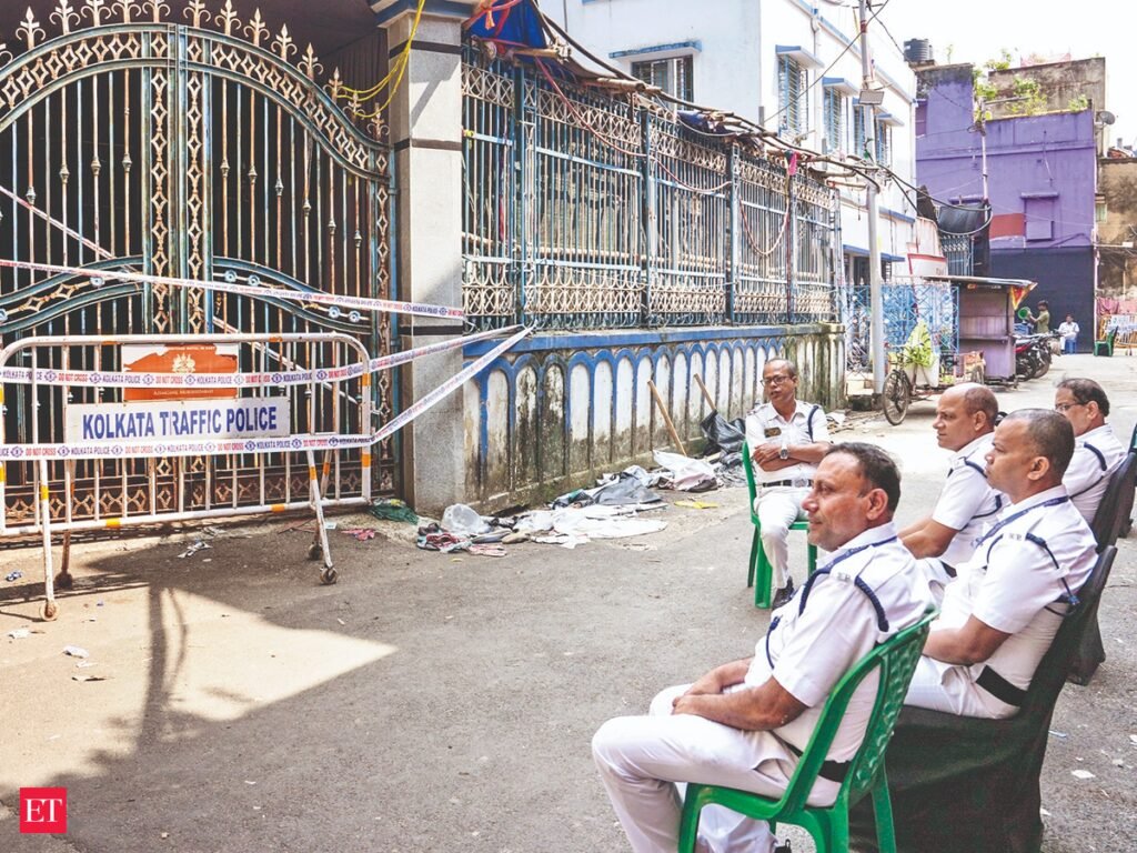 Chorbagan tragedy could have been averted if Adhikari government had made proper planning: Adhir Ranjan Chowdhury