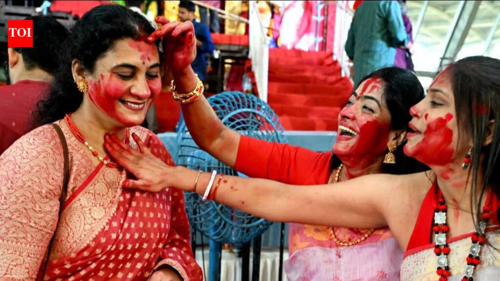Dussehra 2026: From Kumari Puja to Sindoor Utsav, Mumbai celebrates Vijayadashami across communities | Mumbai News
