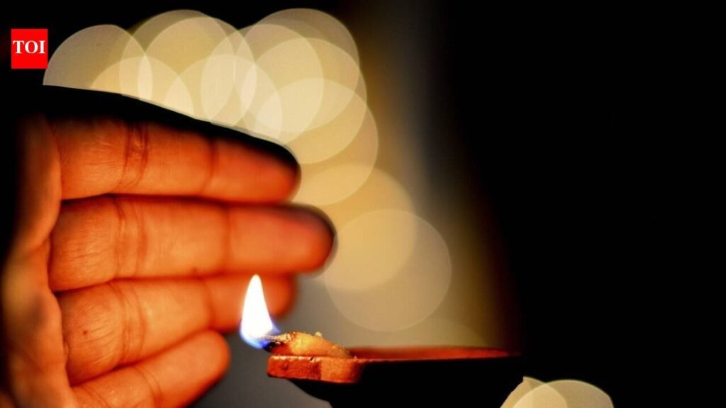 Should you let a diya burn out naturally or extinguish it after puja? What’s allowed by the Hindu shastras and what’s forbidden?