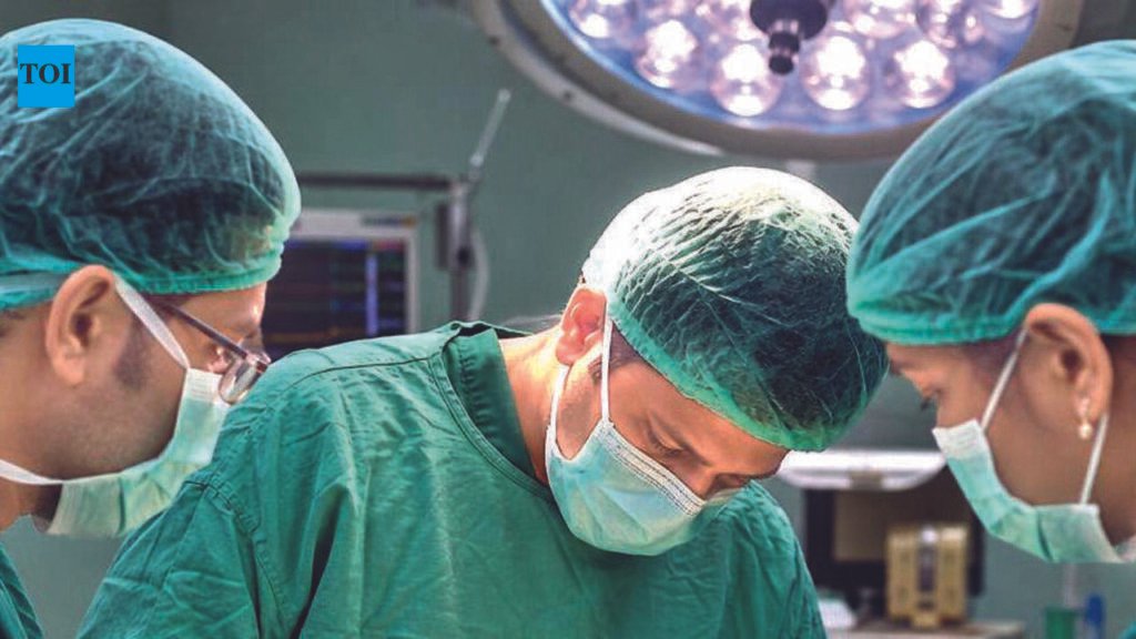 Ahmedabad Civil Hospital doctors remove 400 gallstones from 31-year-old woman | Ahmedabad News