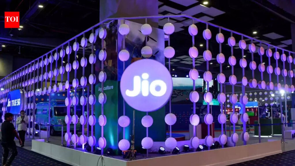 Jio Platforms’ IPO becomes first public offer globally to cross 1 crore applications: Report