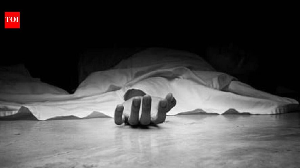 Mother, son found dead in Tiracol river | Goa News