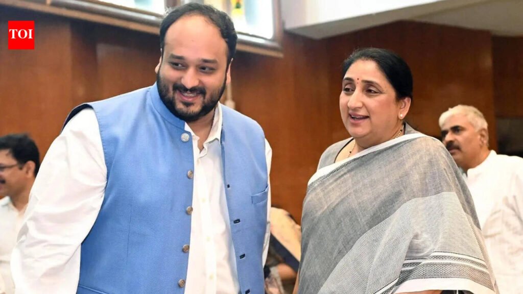 Zeeshan Siddiqui appointed Mumbai NCP president by Sunetra Pawar | Mumbai News