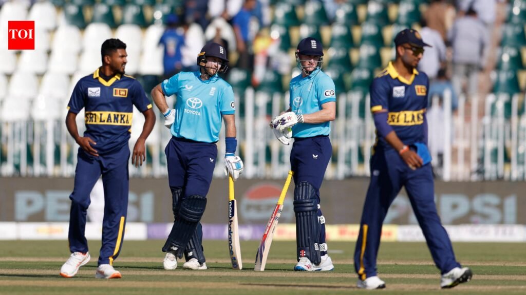 England 0/0 in 1.2 Overs
