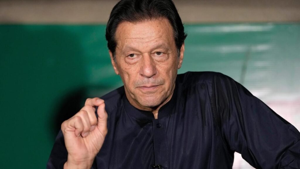 Pakistan government holds talks with Imran Khan’s party to defuse tensions ahead of long march to Islamabad
