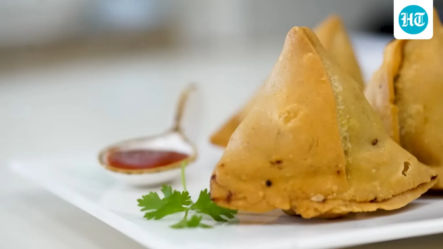Chef Ranveer Brar’s crispy Punjabi samosa recipe will have you sorted for your evening tea: See step-by-step preparation