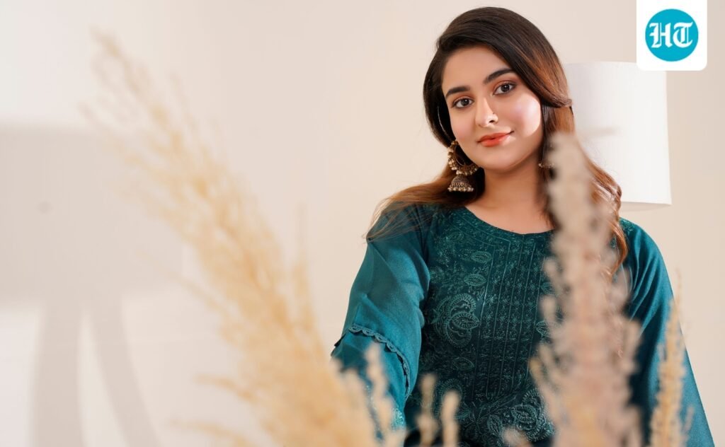 10 Chikankari kurtis to refresh your festive wardrobe this season