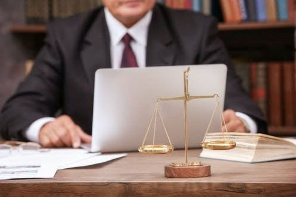 The Making of a Great Advocate: Beyond Knowledge of Law