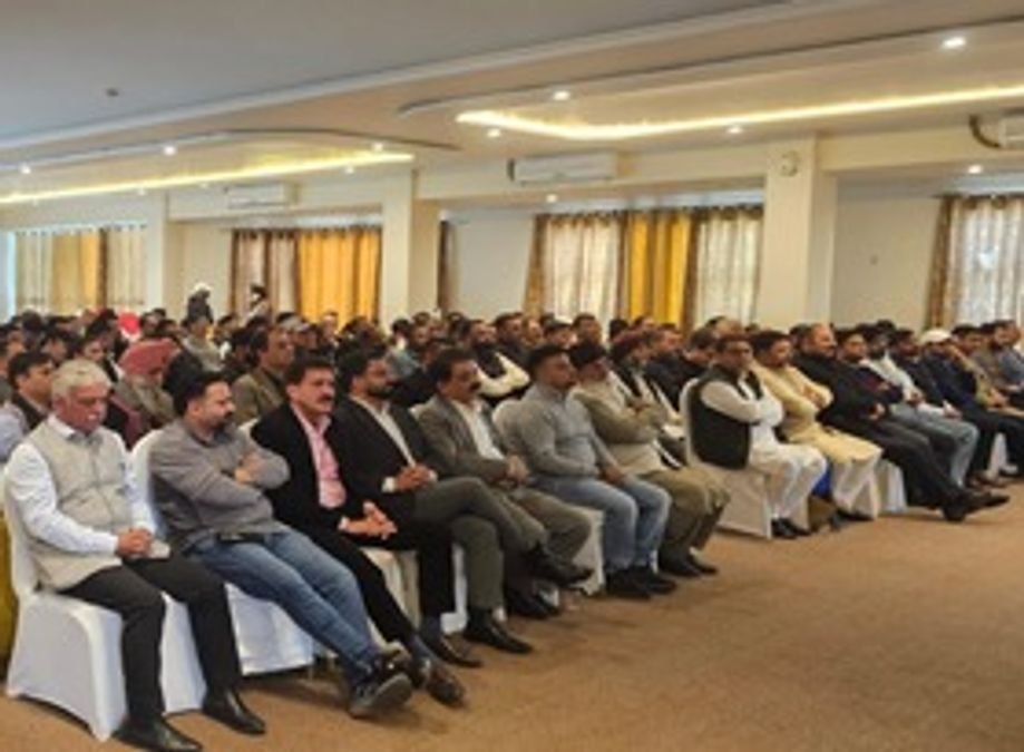 BJP felicitates Ashok Koul in Srinagar