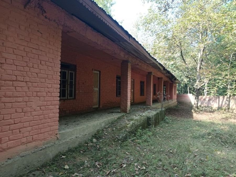 Six years on, Gampora school in Budgam awaits new building